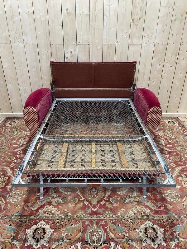 Art Deco Club Convertible Bed Sofa