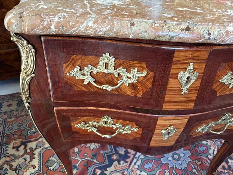 COMMDODE SAUTEUSE LOUIS XV - 18ème