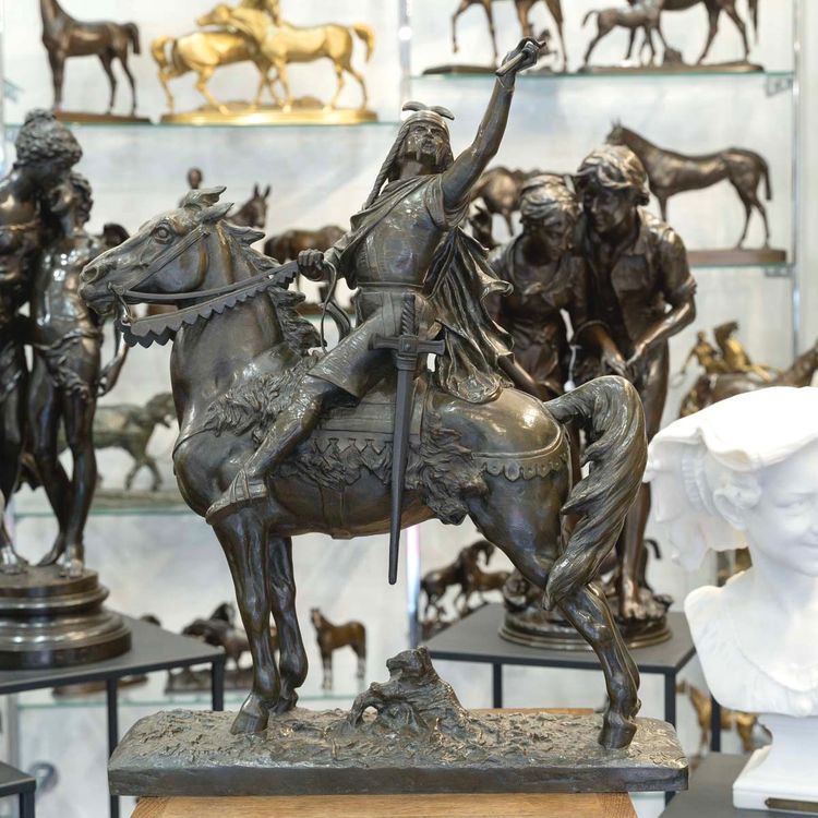 Scultura - Clovis Vainqueur, Édouard Drouot (1859-1945) - Bronzo