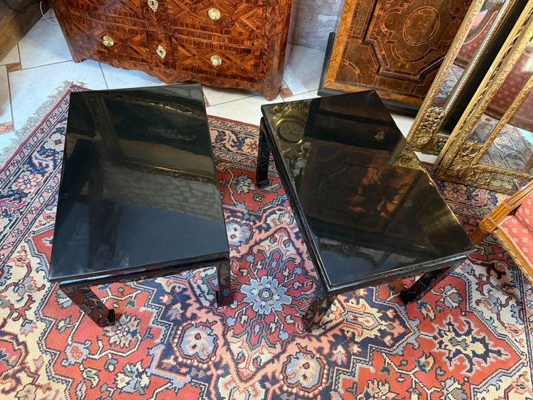 PAIR OF BLACK LACQUERED SOFA END TABLES 20TH CENTURY