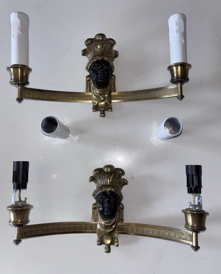 BAGUES House, Indian (or Nubian) wall lights in gilded and patinated bronze