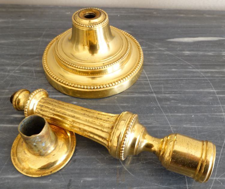 Coppia di candelieri/torce in bronzo dorato al mercurio, epoca Luigi XVI - XVIII secolo