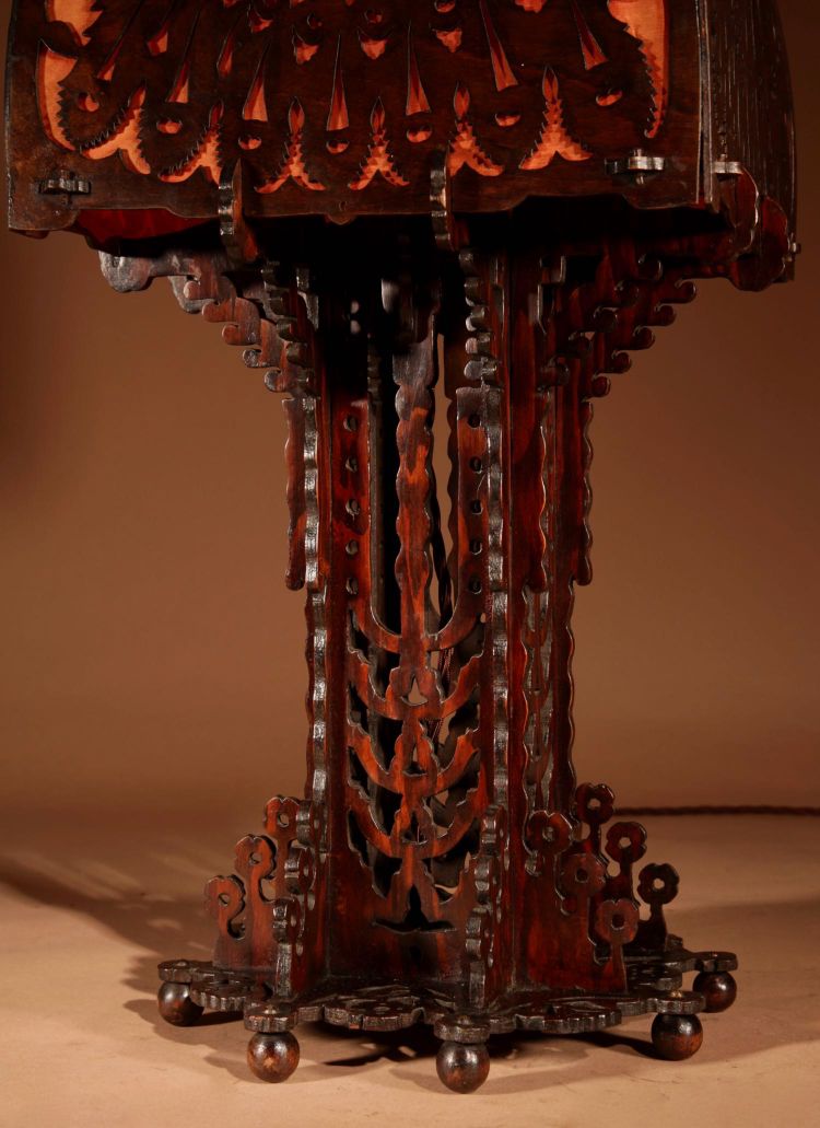 Amsterdam School, 1900-1920. Very impressive and elegant openwork wooden table lamp.