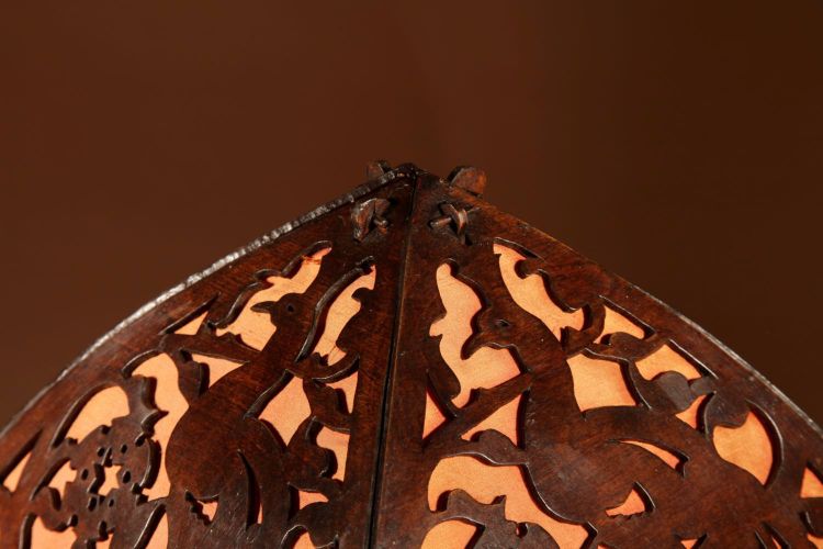 Amsterdam School, 1900-1920. Very impressive and elegant openwork wooden table lamp.