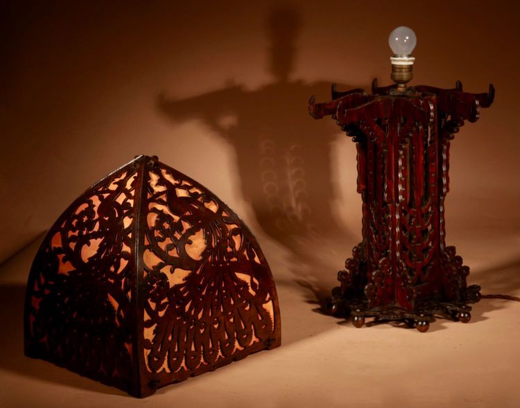 Amsterdam School, 1900-1920. Very impressive and elegant openwork wooden table lamp.