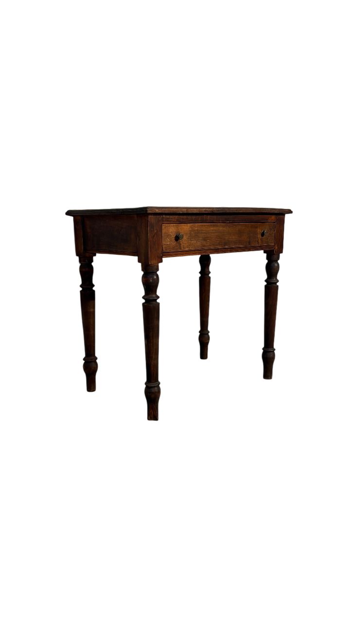 Bureau en peuplier 1800