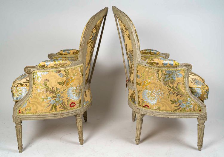 Denis Julienne, Master in 1775: Pair of Louis XVI Period Armchairs with Medallion Backs