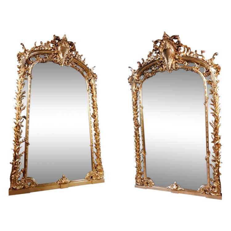 Monumentale paire de miroirs en bois doré, 243 cm