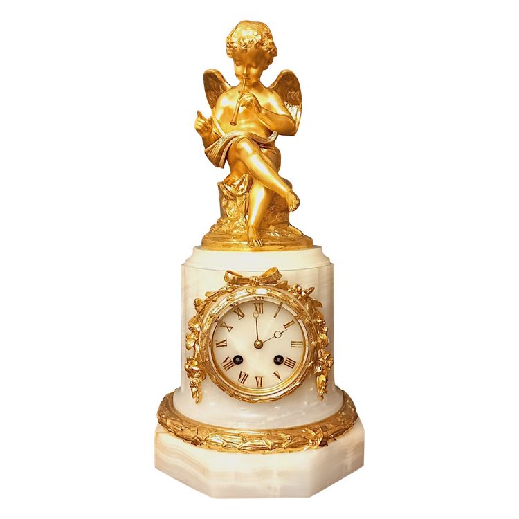 Putto-Musiker-Pendel aus weißem Onyx und vergoldeter Bronze