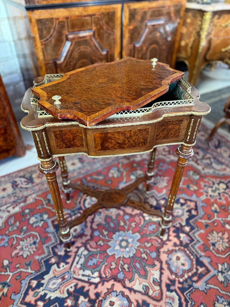 LOUIS XVI STYLE PLANTER - 19TH CENTURY