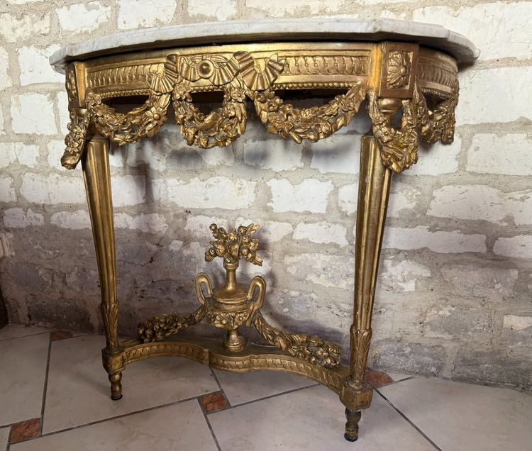 CONSOLE EN BOIS DORE LOUIS XVI - 18ème