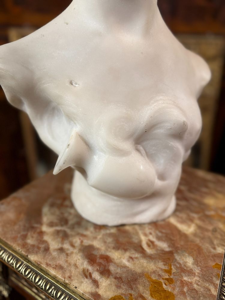 BUSTO DI DONNA IN MARMO DEL XIX SECOLO 