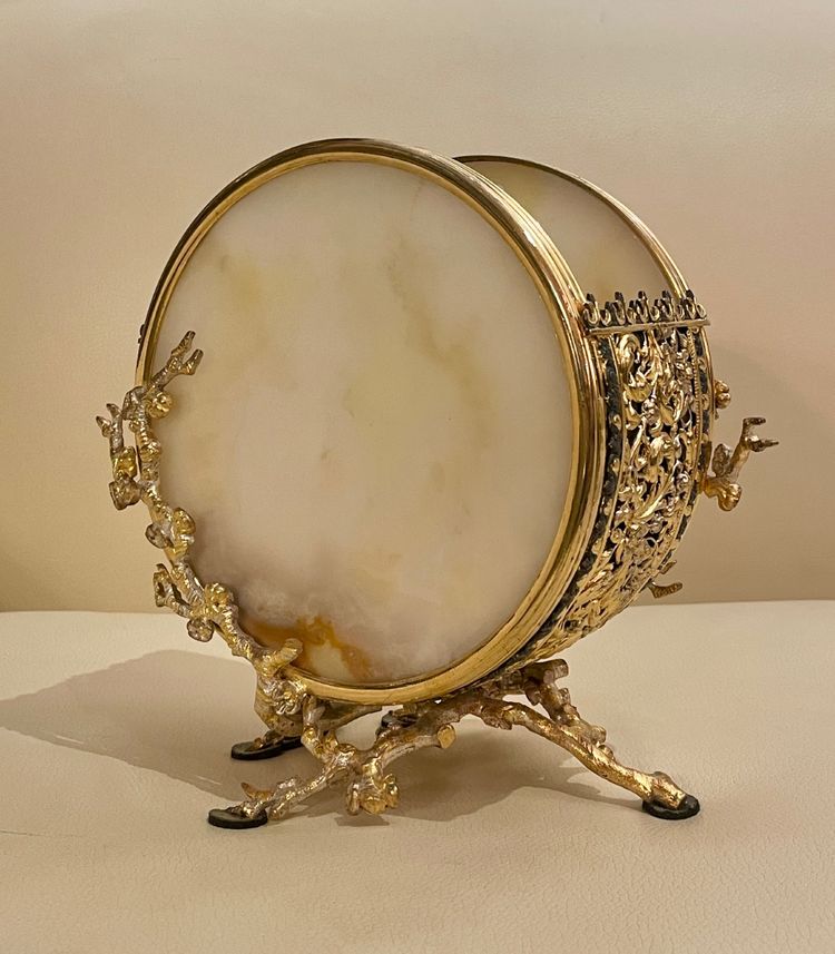 Vide-poche en agate et bronze doré, fin XIXe siècle 