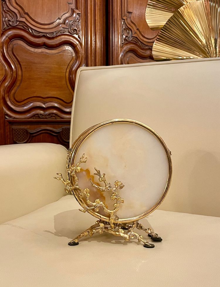 Vide-poche en agate et bronze doré, fin XIXe siècle 