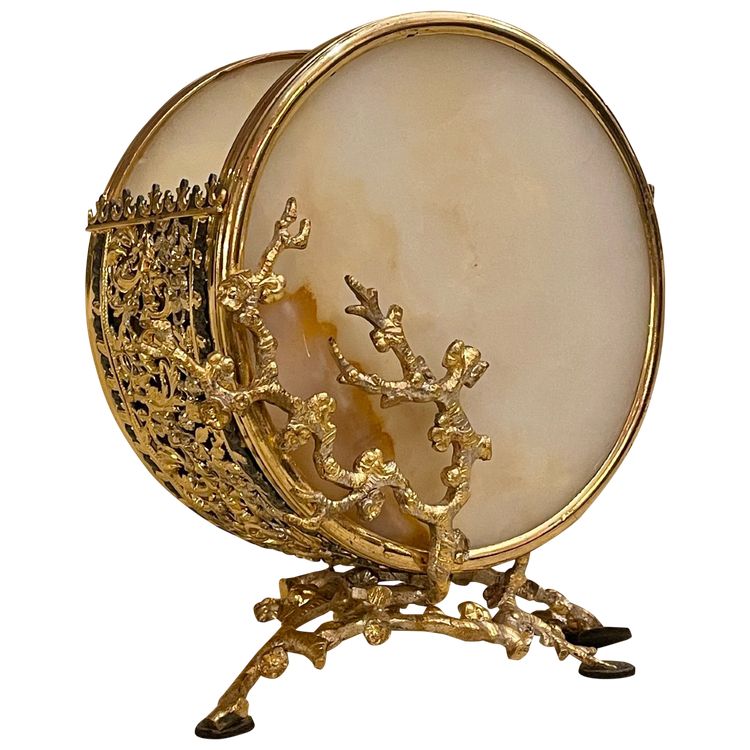 Vide-poche en agate et bronze doré, fin XIXe siècle 