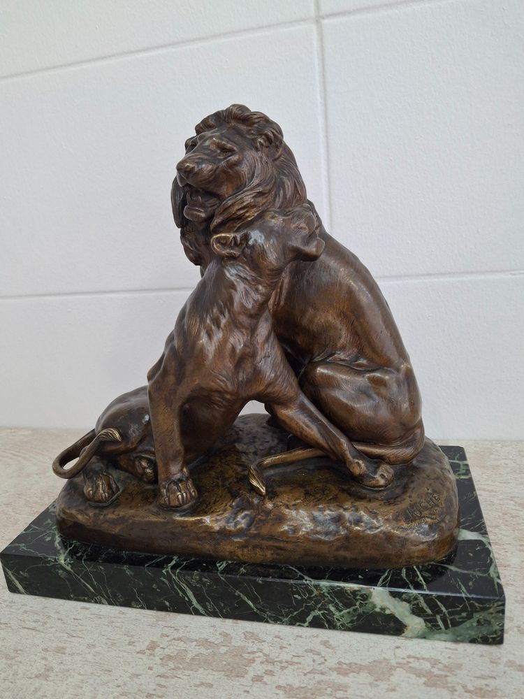 Exceptional bronze signed Louis RICHE, gold medalist
