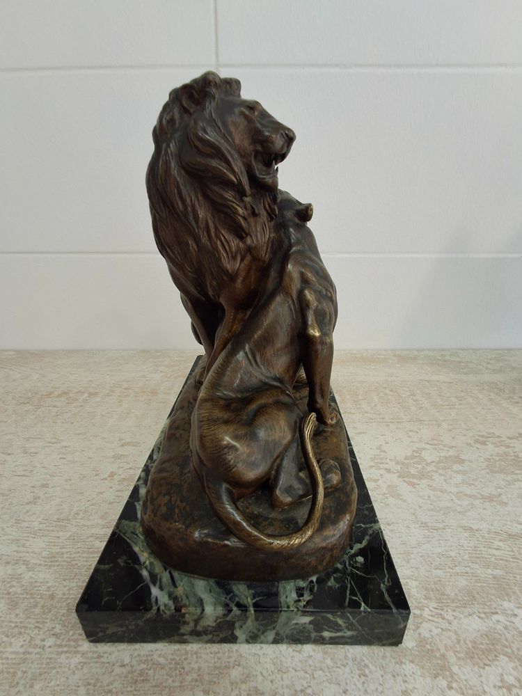Exceptional bronze signed Louis RICHE, gold medalist