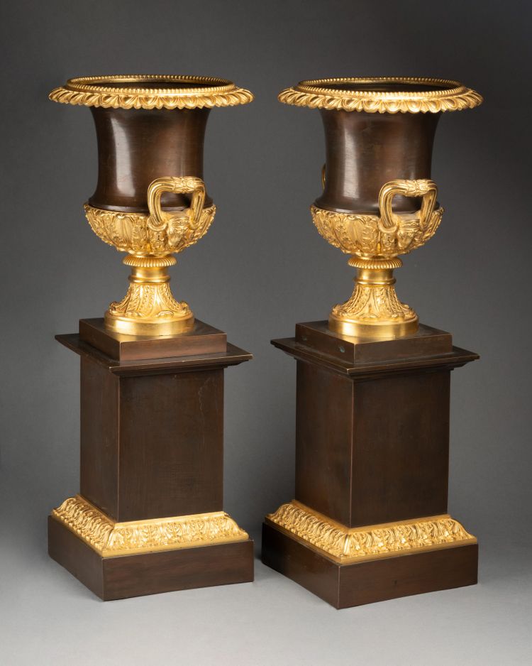 Pair of Medici Bronze Vases, 19th Century