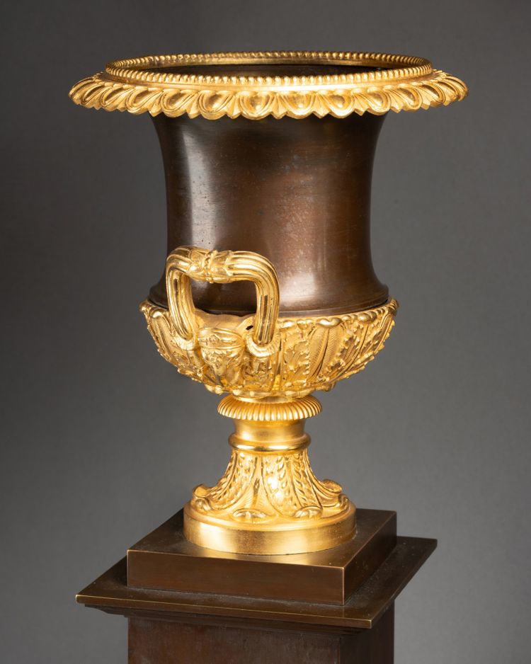 Pair of Medici Bronze Vases, 19th Century