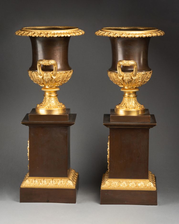 Pair of Medici Bronze Vases, 19th Century