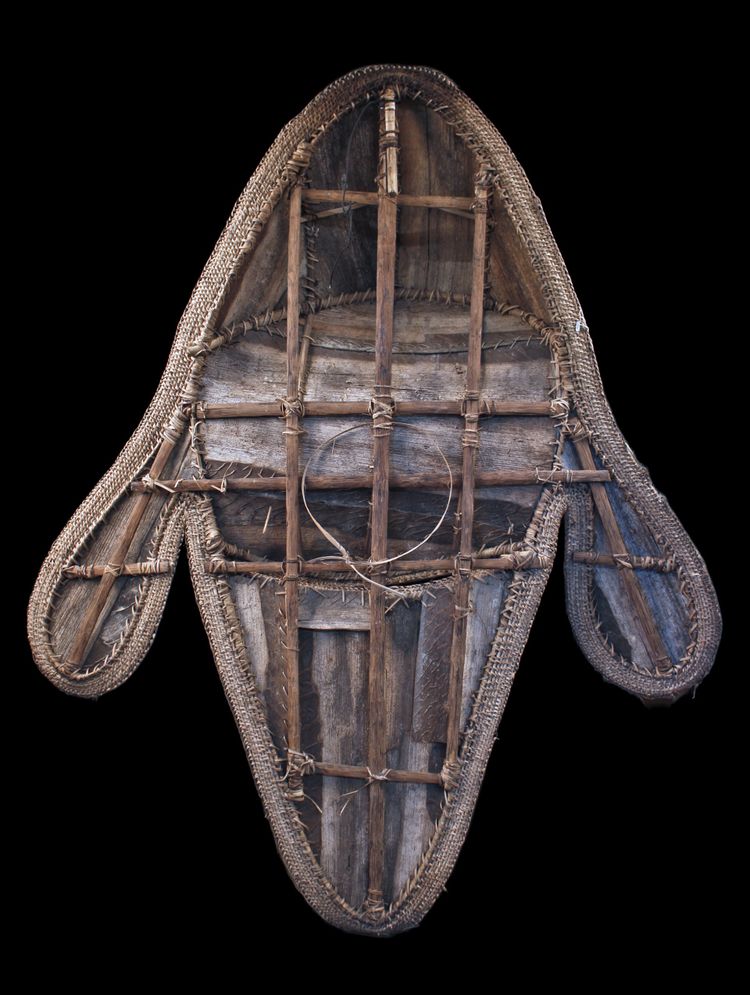 Masque de pignon, art tribal , art océanien, art traditionnel, Papouasie Nouvelle Guinée