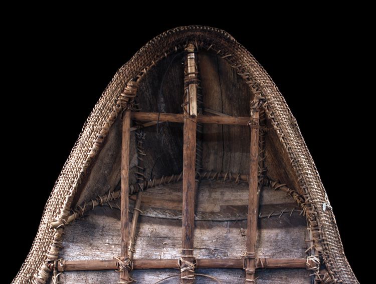 Masque de pignon, art tribal , art océanien, art traditionnel, Papouasie Nouvelle Guinée