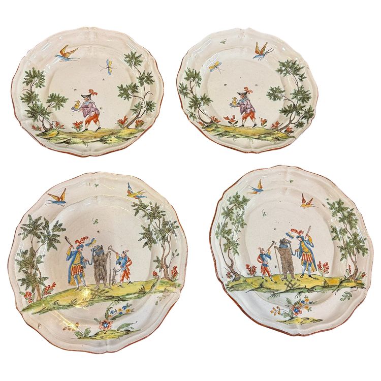FOUR PLATES OF MILAN EARTHENWARE MANUFACTURED BY FELICE CLERICI 18TH CENTURY