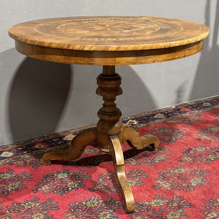 Table ancienne marquetée de Sorrente, 19ème siècle