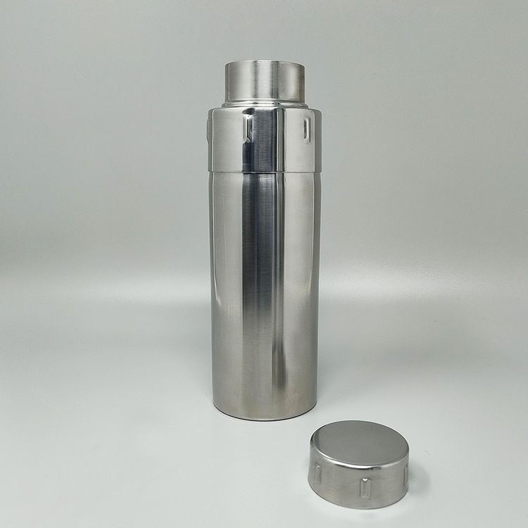 1970s Cocktail Shaker by Gio Ponti for Fratelli Calderoni. Made in Italy