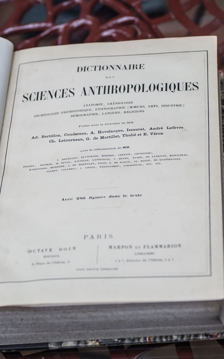 DICTIONARY OF ANTHROPOLOGICAL SCIENCES