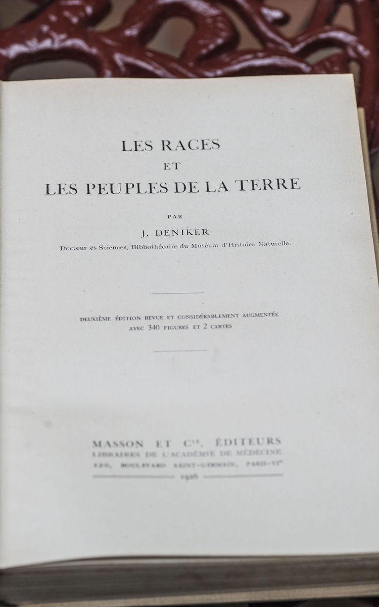 DENIKER (J.). Les races et les peuples de la terre. Paris, Masson, 1926