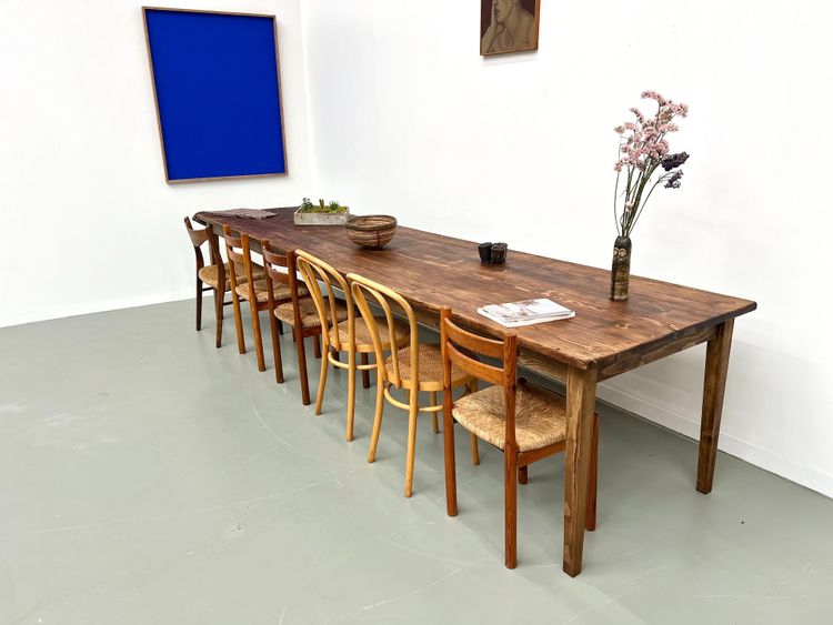 Très grande table de ferme en pin massif, années 50