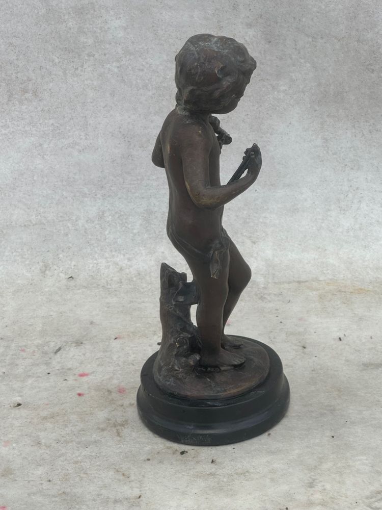 Child violinist