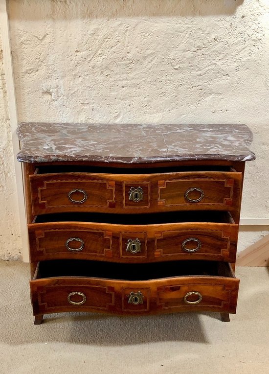 Commode Grenobloise. France, XVIIIe siècle