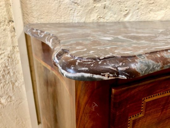 Commode Grenobloise. France, XVIIIe siècle