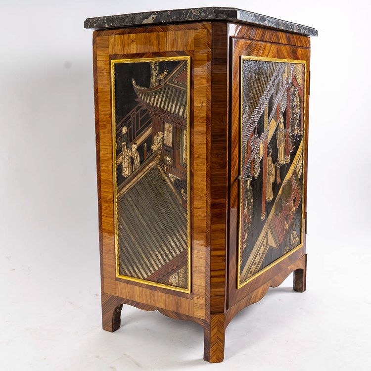 Jacques-Antoine Leclerc (1744-1792) Meuble entre-deux à panneaux de laque de Coromandel époque Louis