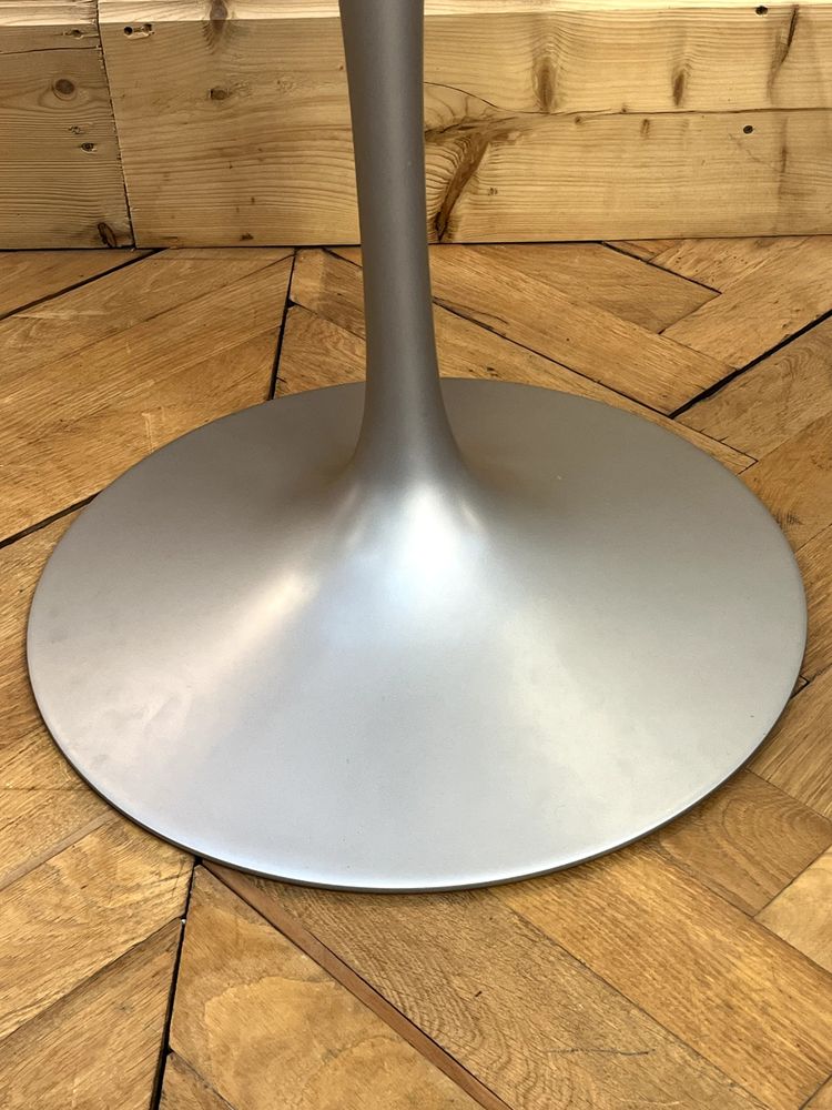KNOLL - Eero Saarinen - Table Tulip