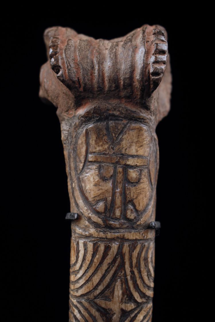 Knochendolch, Stammeskunst, Ozeanische Kunst, Ozeanien, traditionelle Waffe, Papua-Neuguinea