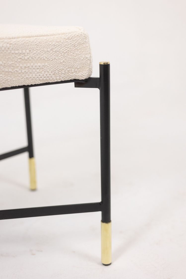 Pair of white benches, in lacquered and gold metal. 2000s. LS6364756M