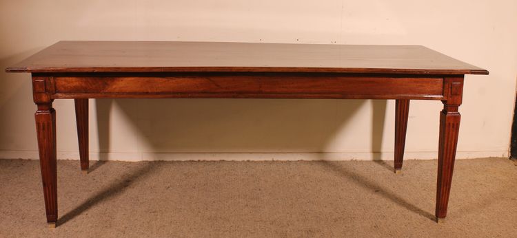 Table De Salle à Manger d'époque Louis XVI En Noyer -18° Siècle