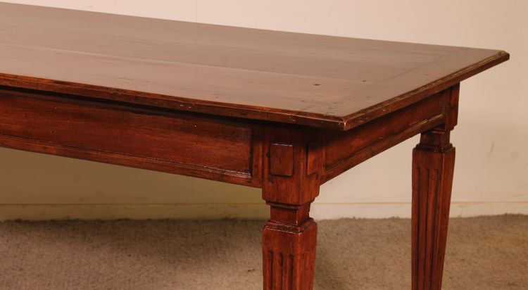 Table De Salle à Manger d'époque Louis XVI En Noyer -18° Siècle