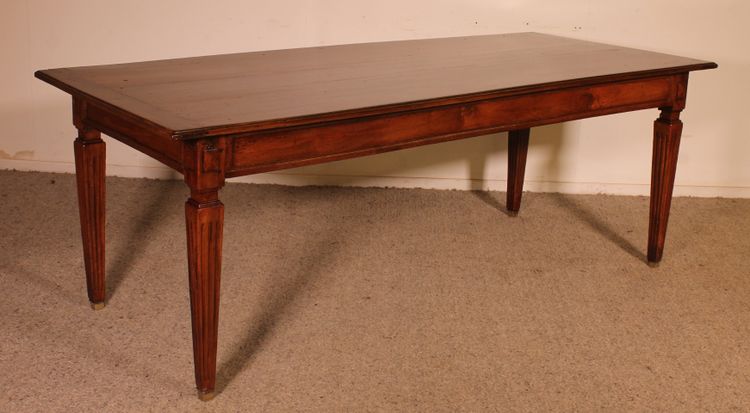 Table De Salle à Manger d'époque Louis XVI En Noyer -18° Siècle