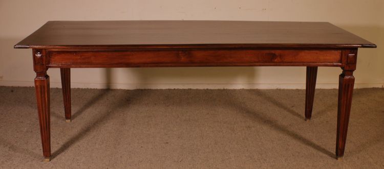 Table De Salle à Manger d'époque Louis XVI En Noyer -18° Siècle