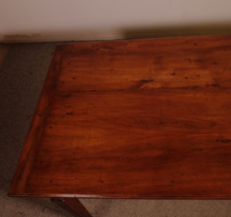 Table De Salle à Manger d'époque Louis XVI En Noyer -18° Siècle