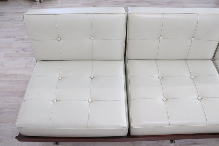 Coppia di divani anni '60 etichetta originale Saporiti