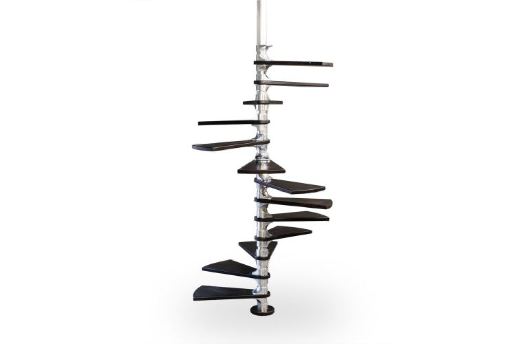 Roger Tallon. Escalier en colimaçon en aluminium et acajou. Circa 1970. LS64143509M