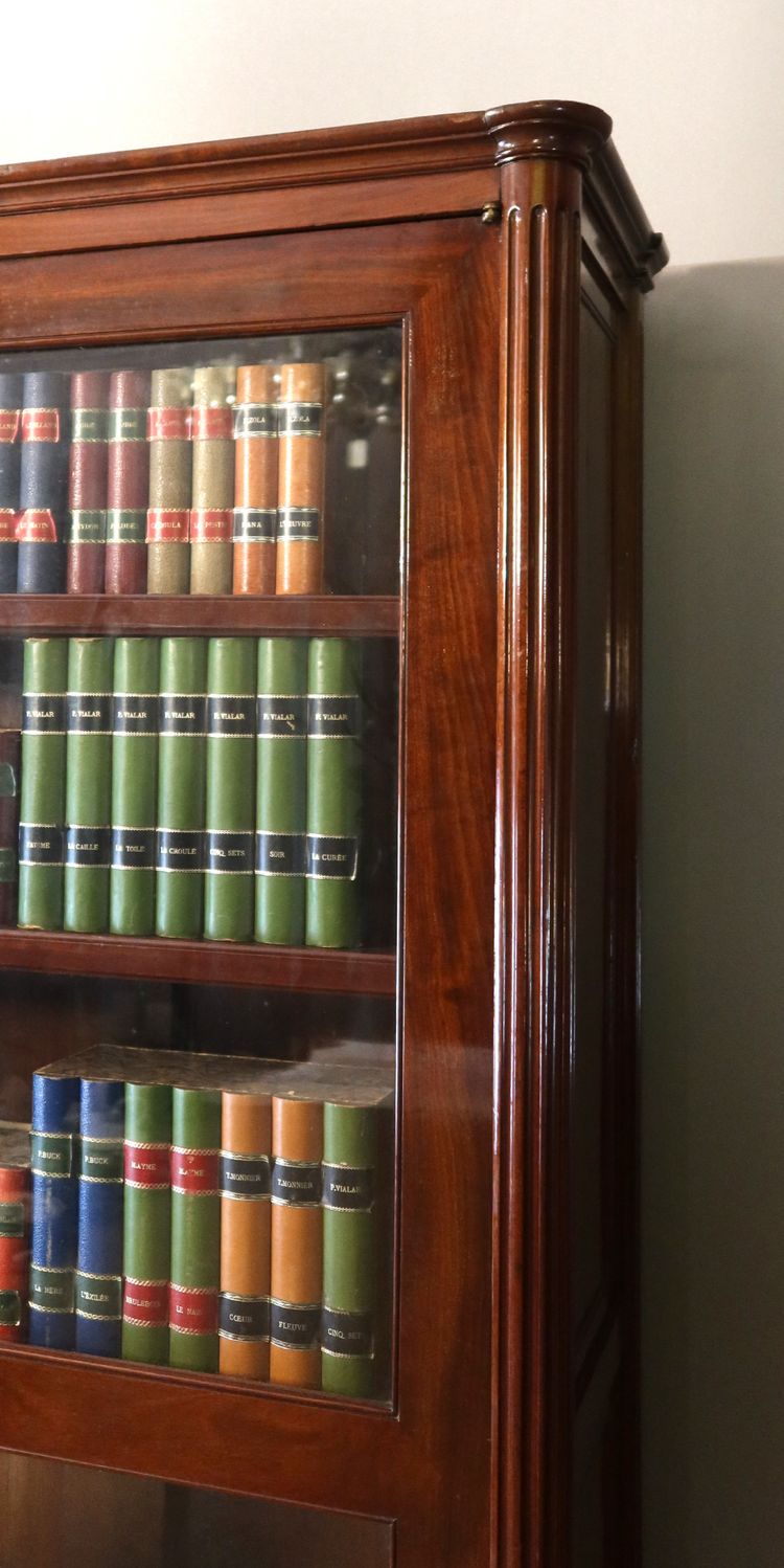 Libreria in mogano del XIX secolo