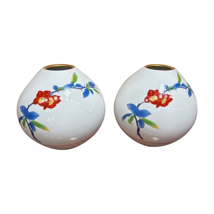 Coppia di vasi a sfera