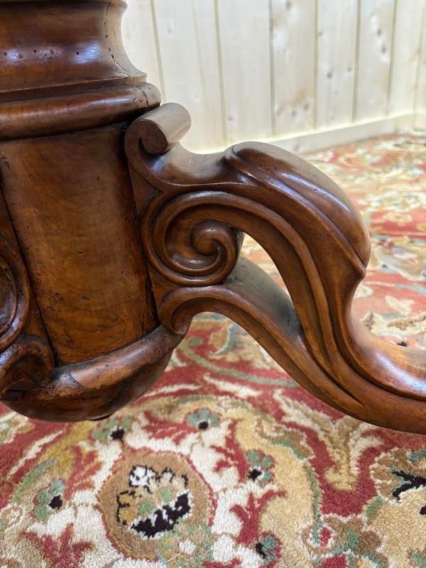Walnut and ronce medium table