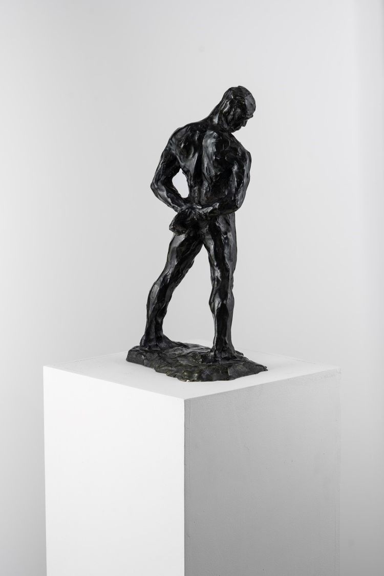 Scultura in bronzo raffigurante un nudo maschile